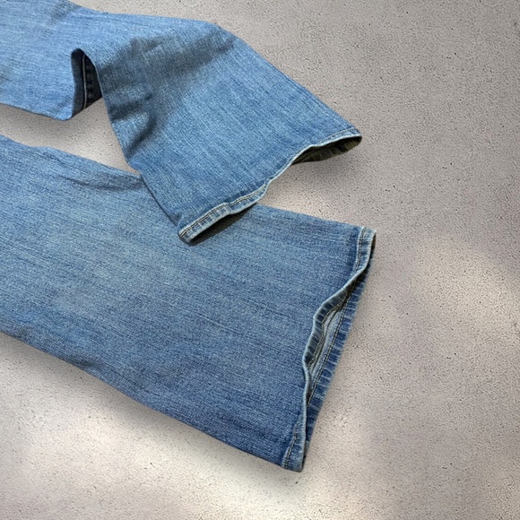 Levi’s Slight Curve Classic Rise Boot Jeans - Picture 4 of 8